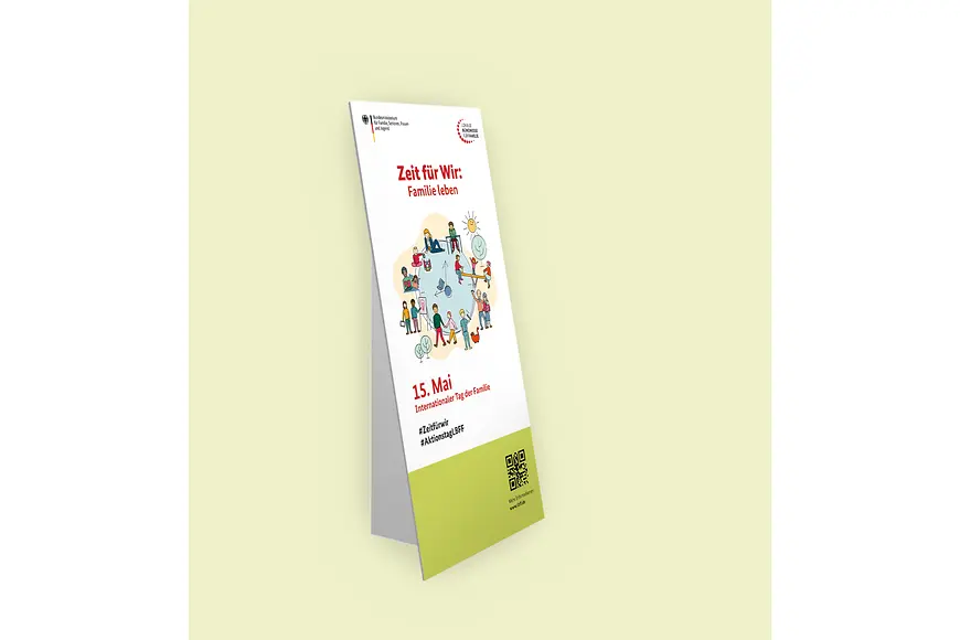 Der Pappaufsteller zum Aktionstag für Familien 2025